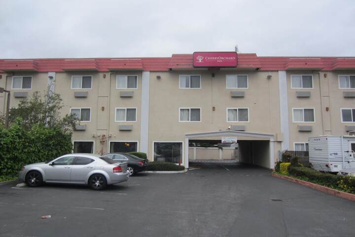 Hotel 6 of 40