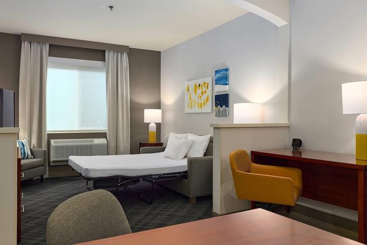 Comfort Suites Springfield-Eugene