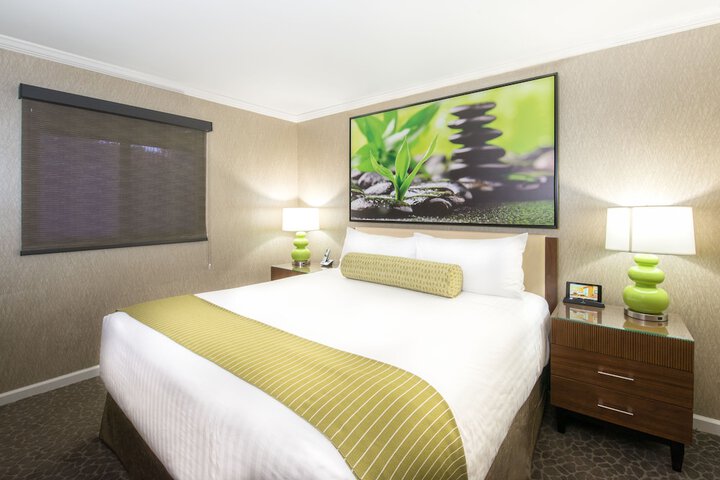 Room 27 of 52