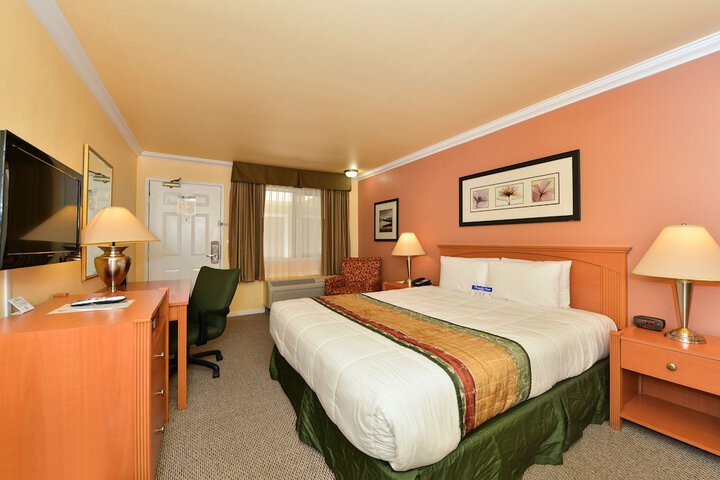 Room 21 of 31