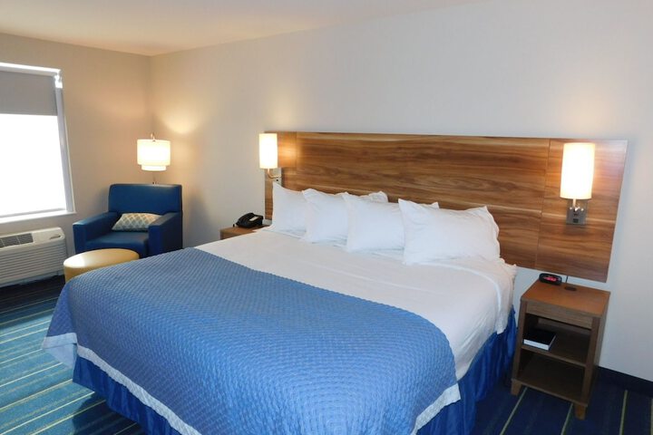 Room 15 of 47