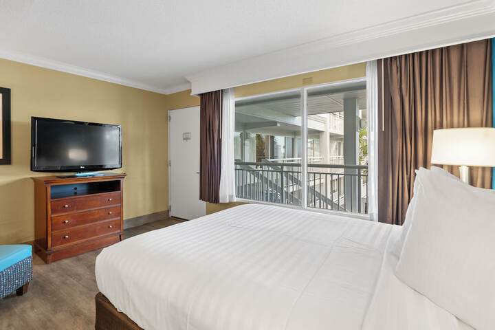 The Sandbar Hotel Trademark Collection by Wyndham