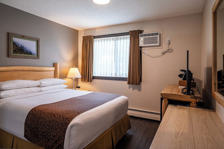 Swiss Chalet Motel
