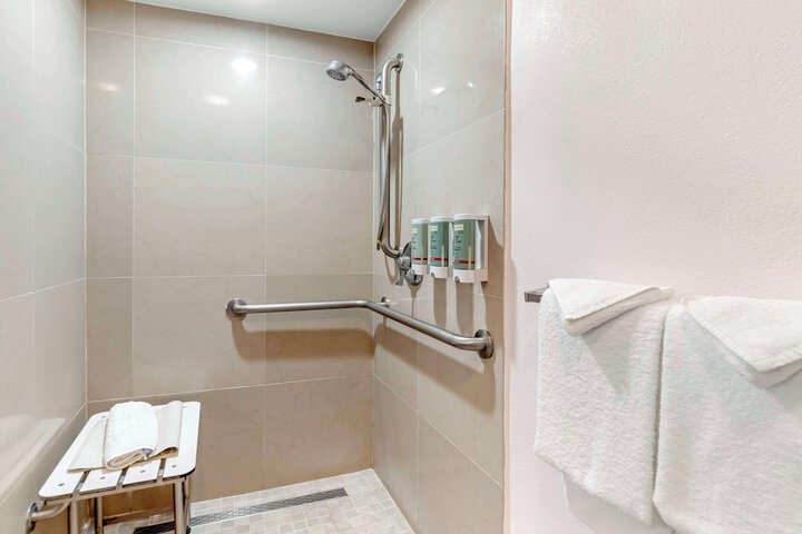 Best Western Salinas Monterey Hotel