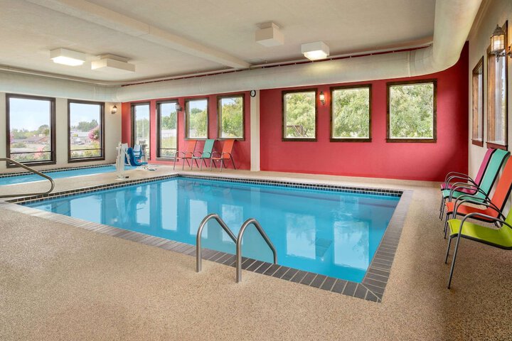 Pool 7 of 41