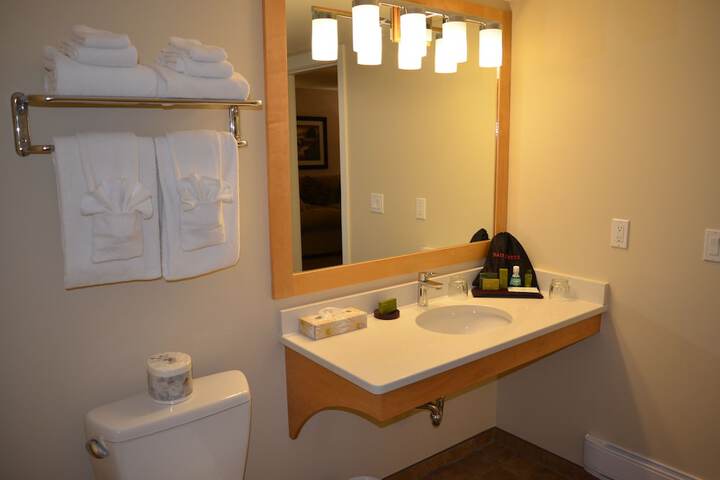 Room 25 of 62