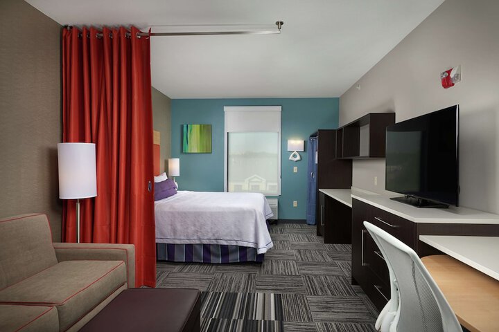 Room 19 of 34
