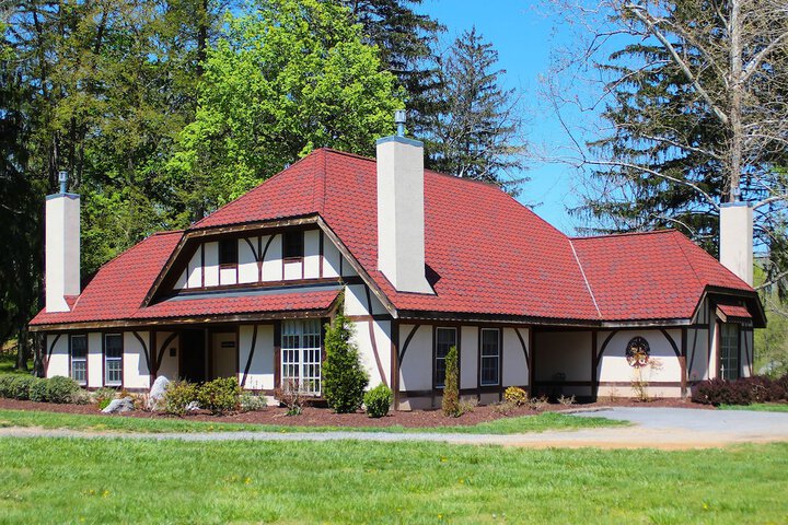 Hillbrook Inn