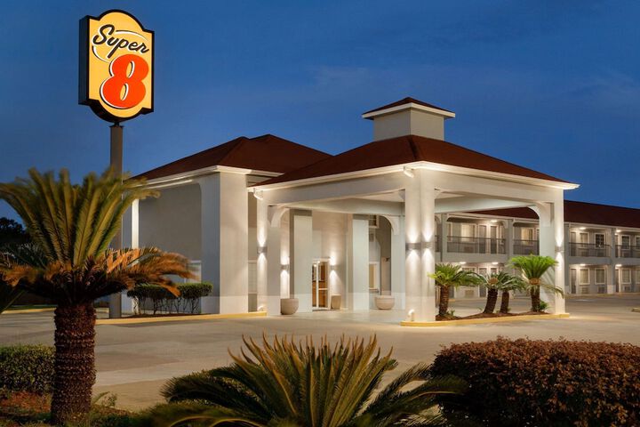 Hotel 3 of 37