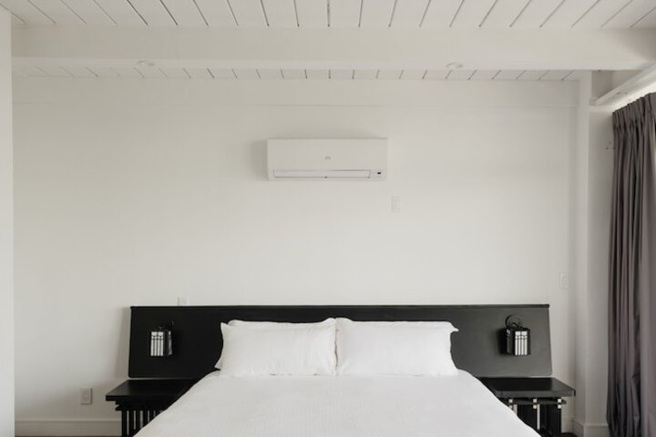 Room 34 of 45