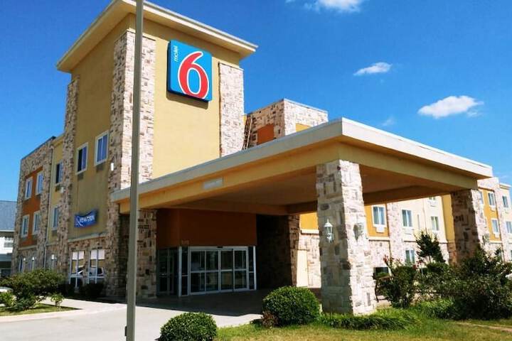 Hotel 3 of 29