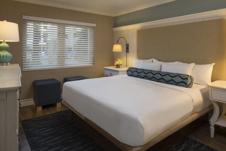 Edgewater Beach Hotel