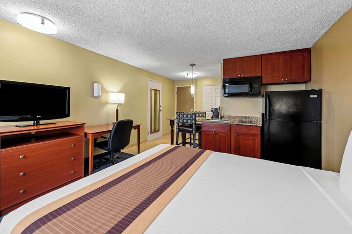Best Western Cascadia Inn