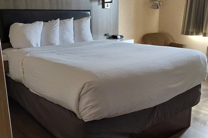 Room 19 of 25