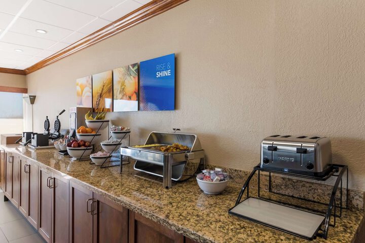 Comfort Inn South Oceanfront