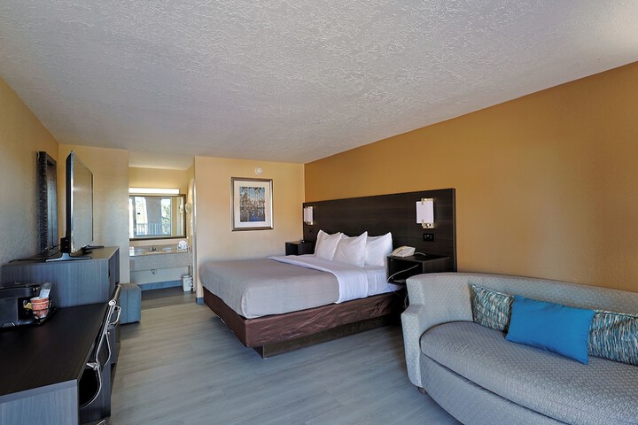 Quality Inn Kennedy Space Center