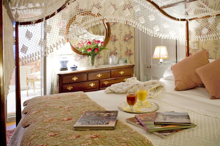 Room 37 of 52