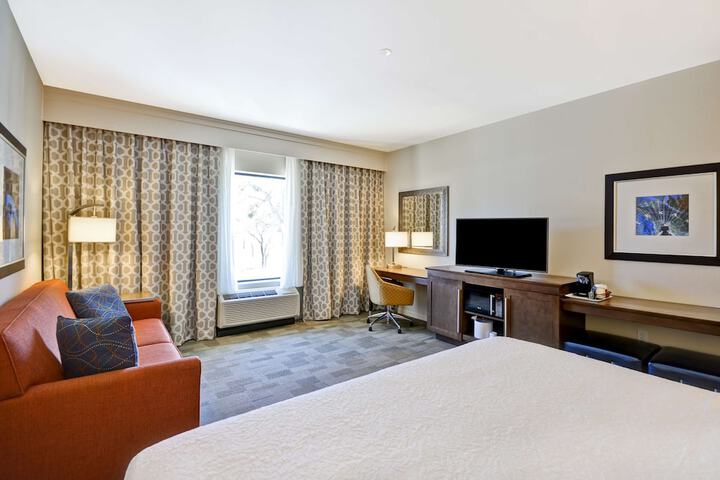 Room 31 of 52