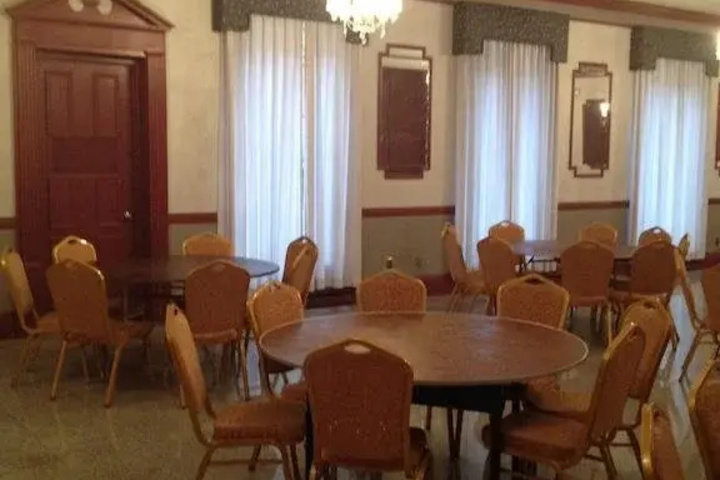 Travel Hotel & Suites
