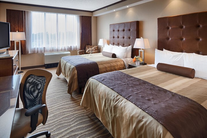 Best Western Premier Denham Inn & Suites