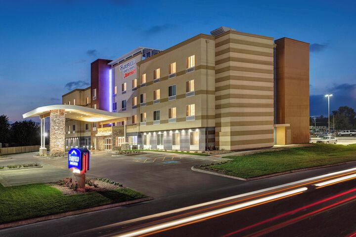 Hotel 4 of 32