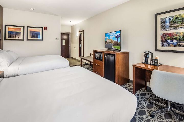 Comfort Inn & Suites Brevard North