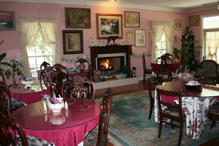 Heron Cay Lakeview Bed & Breakfast Inn