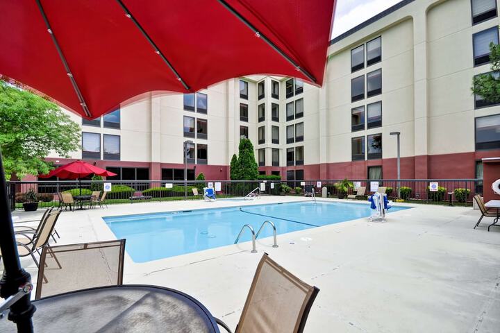 Pool 4 of 56
