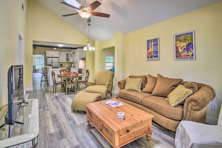 Family Home: Walk to Downtown & Stetson Univ!