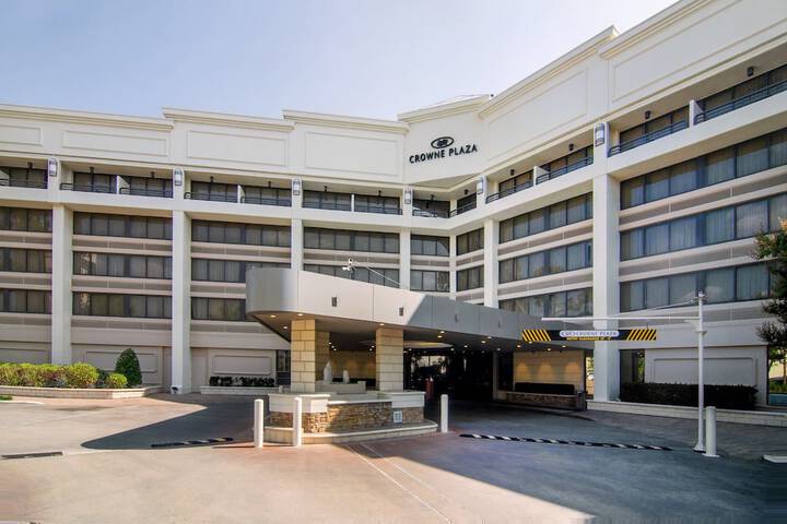 Hotel 3 of 76