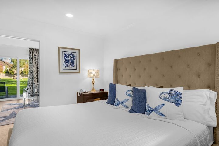 Room 104 of 184