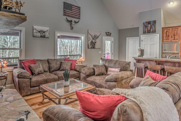 32 Acre Memory Maker by Escape to Blue Ridge