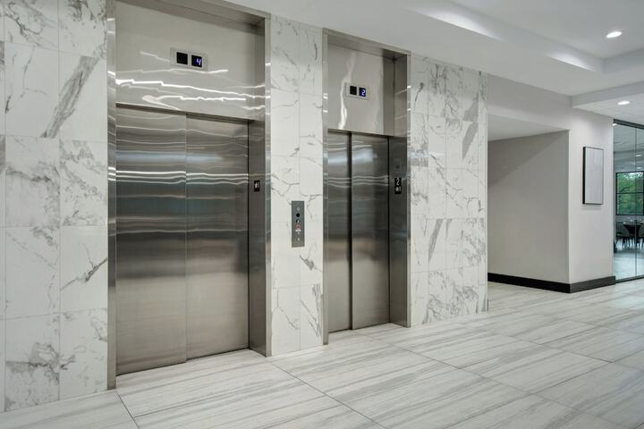 Crowne Plaza Auburn Hills by IHG