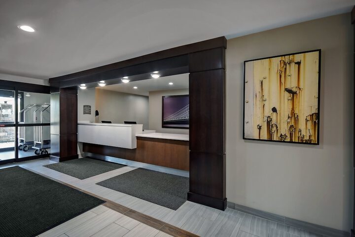 Staybridge Suites Holland by IHG