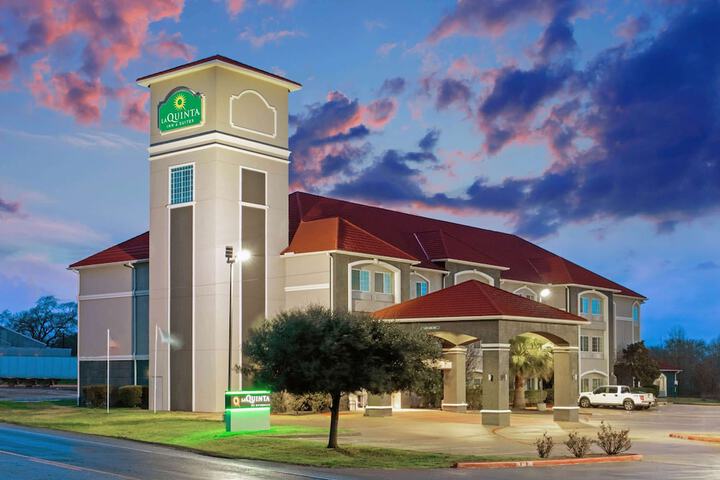 Hotel 4 of 36