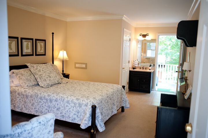 Room 27 of 50