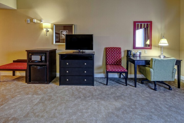 Room 13 of 72