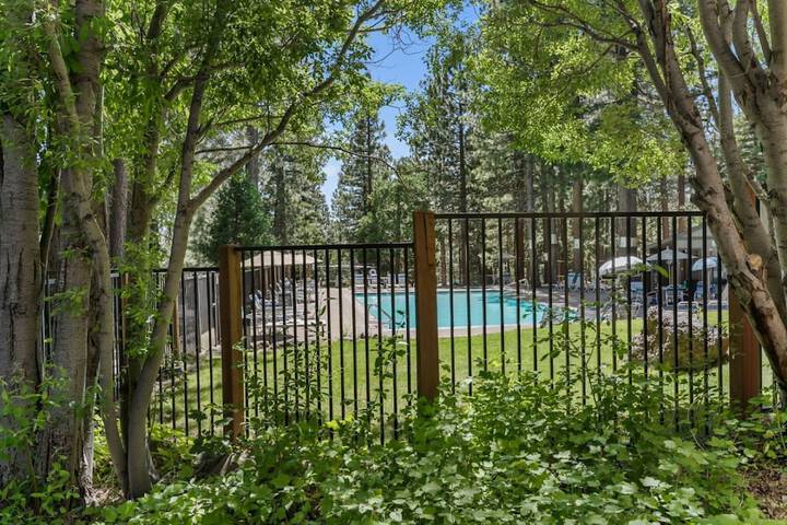 Enjoy Forest Views Retreat at Kingswood Village!