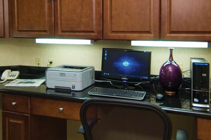 Hampton Inn & Suites Baton Rouge / Port Allen