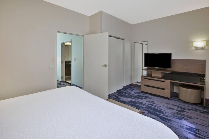 Room 20 of 25
