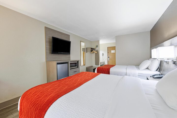 SureStay Plus Hotel by Best Western Kearney Liberty North