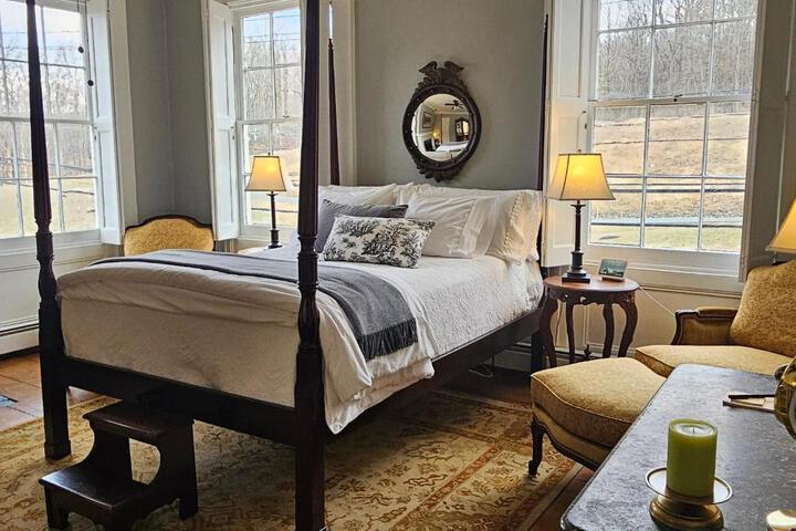 Peach Grove House