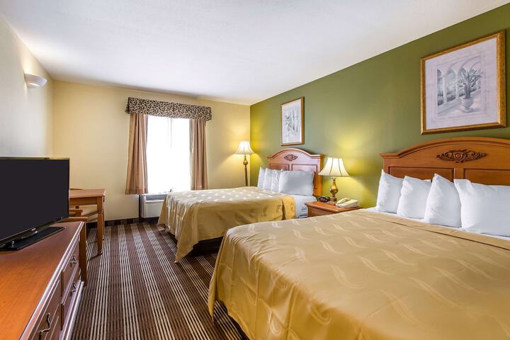 Room 9 of 29