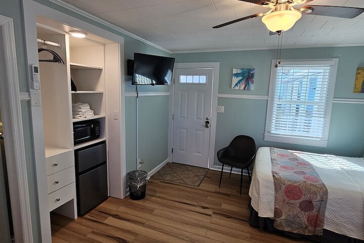 Room 52 of 55