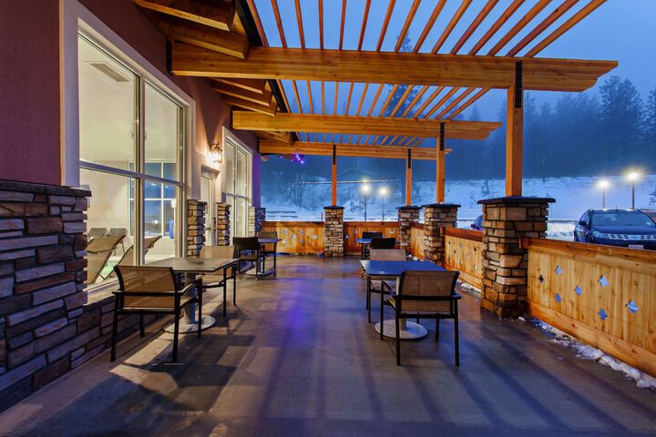 Terrace/Patio 32 of 35