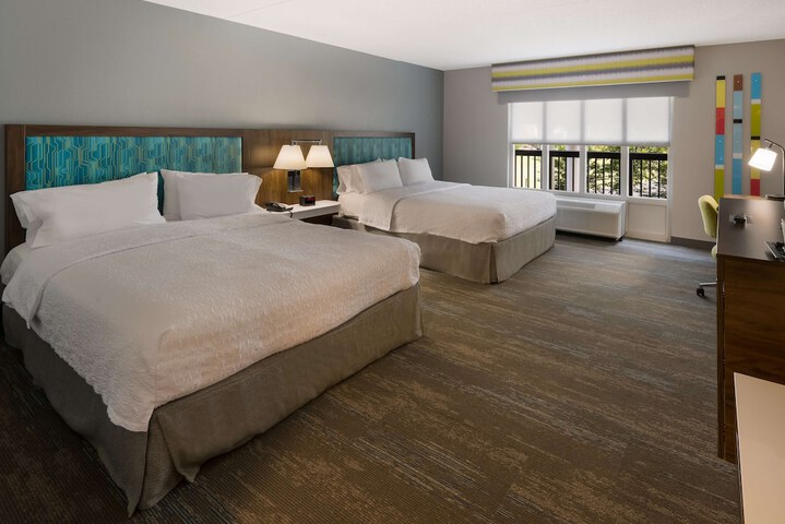 Hampton Inn & Suites Fredericksburg-at Celebrate Virginia