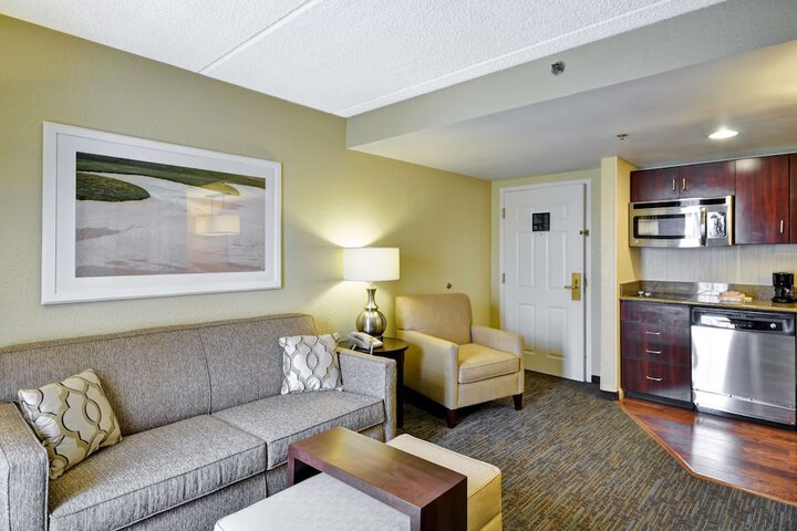 Room 16 of 35