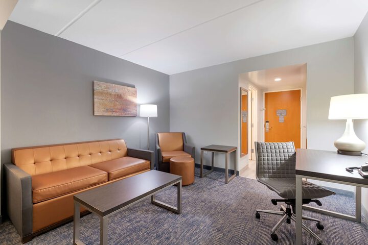Room 20 of 37