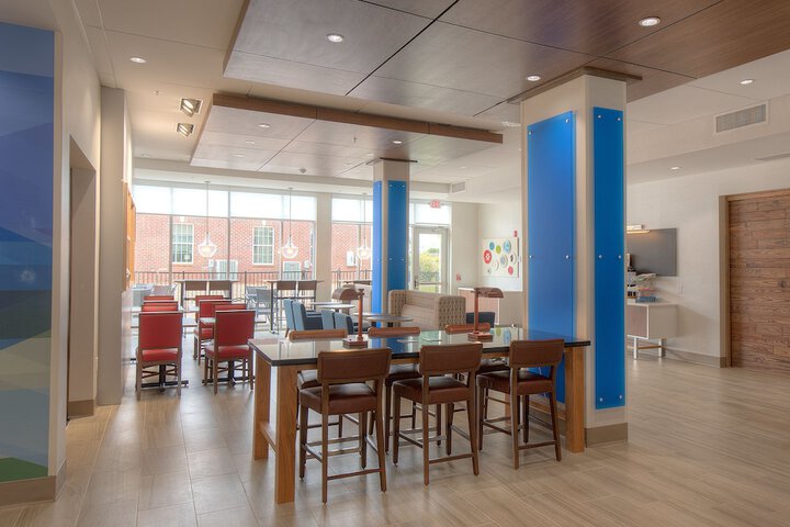 Holiday Inn Express & Suites Fort Mill by IHG