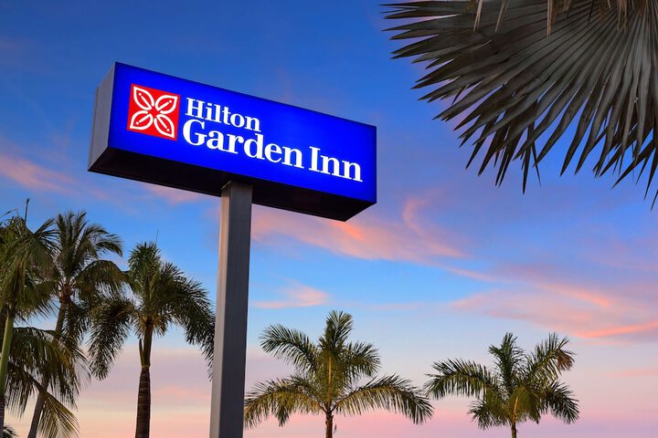Hotel 4 of 117